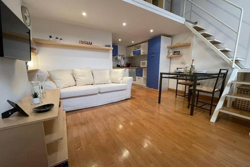 Lafilo Apartment 3 Milan Extérieur photo